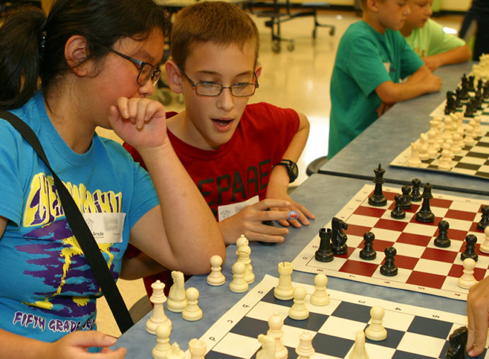 Chess play and learn - Chess Club 